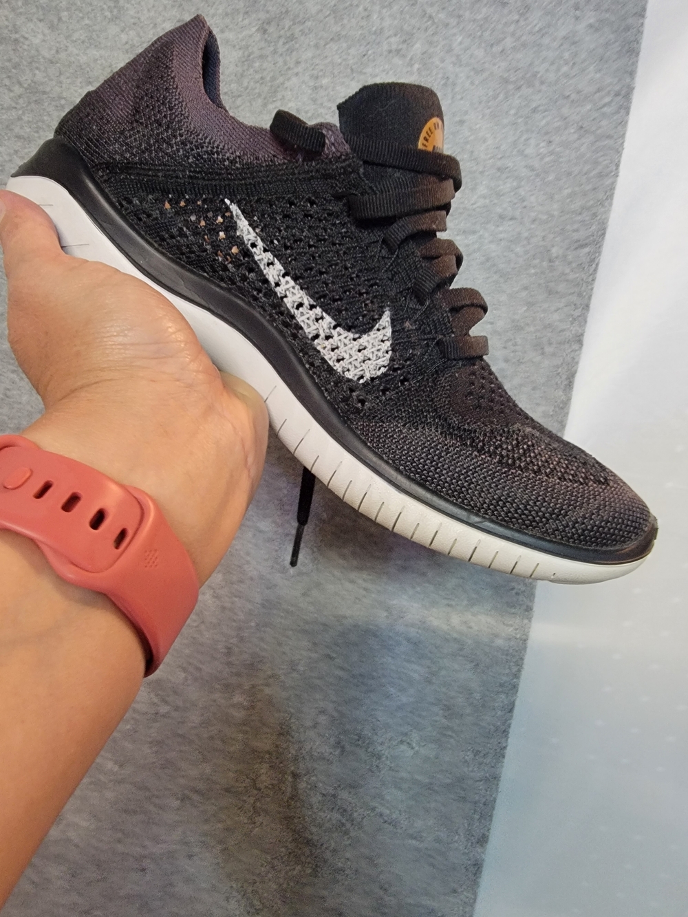 Nike Free RN Flyknit Trainers Size 8 - Picture 4 of 9